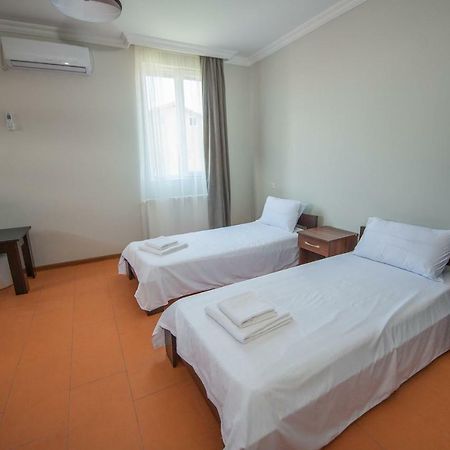 Hotel Cosmos باتومي المظهر الخارجي الصورة