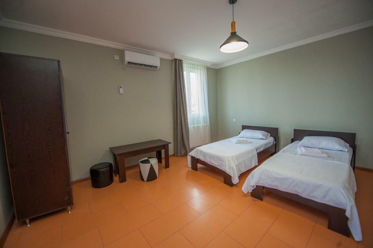 Hotel Cosmos باتومي المظهر الخارجي الصورة