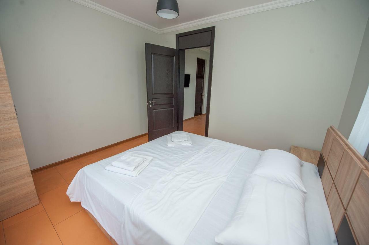 Hotel Cosmos باتومي المظهر الخارجي الصورة